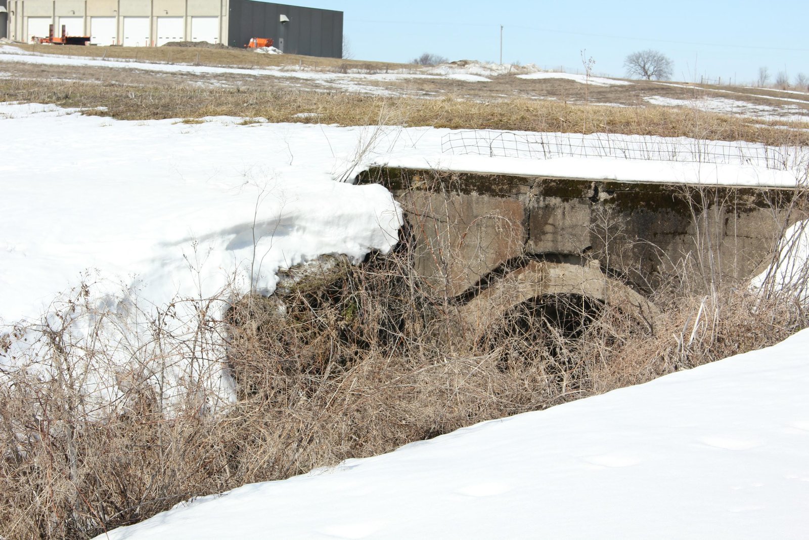 Southwest wing wall